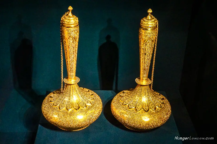 Prince of Wales trip to India (1875-76) Splendours of South East Asia 11 Gold Bottles, a gift from Kharak Singh Raja of kapurthala 1876. Animal representations that live on land and water.