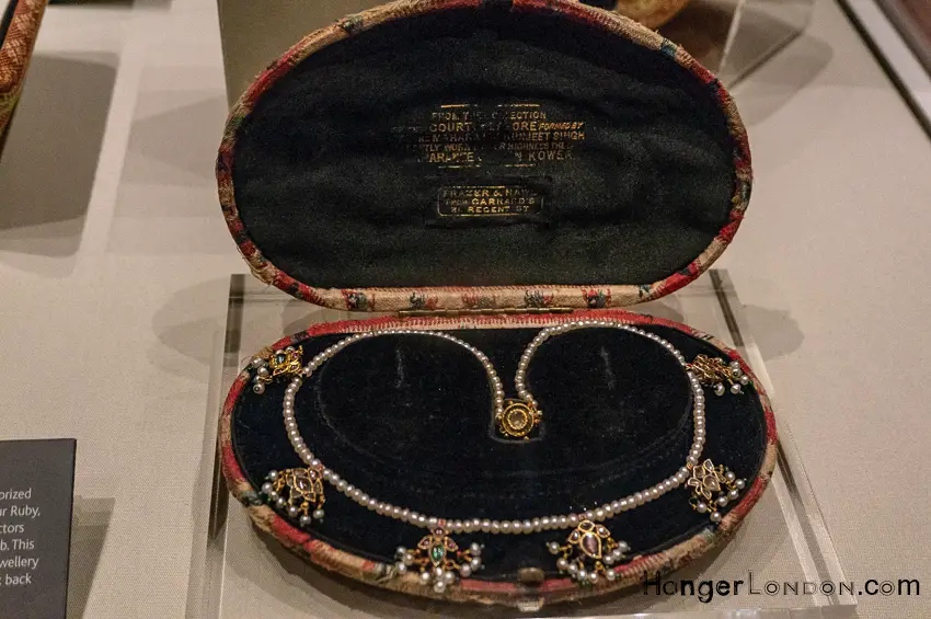 Uncovering the Rich Legacy of the Sikh Empire: Tour of the Brunei Gallery Exhibition 19 Necklace Empire of the Sikhs Exhibition Brunei Gallery