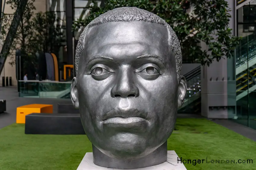 Sculpture in the City Trail is back - 18 awe inspiring sculptures across the City of London 11 Numen Shifting Votive one & Two 2016 Thomas J Price