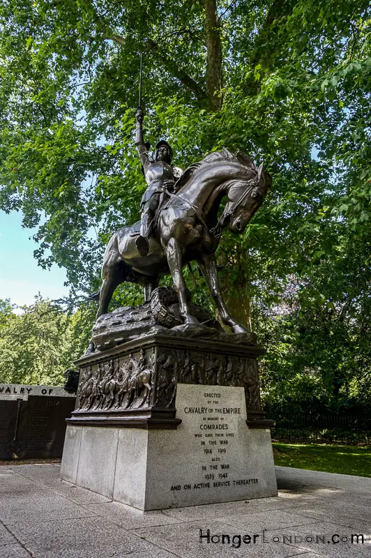 Cavalry memorial Hyde park