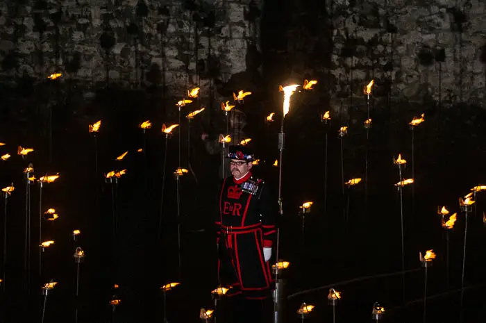 10 Thousand flames Tower of London - Remembrance End of World War One 1