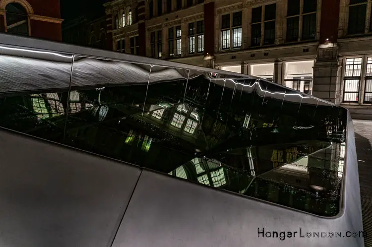 Sackler Courtyard Victoria and Albert Museum Late night Friday opening 