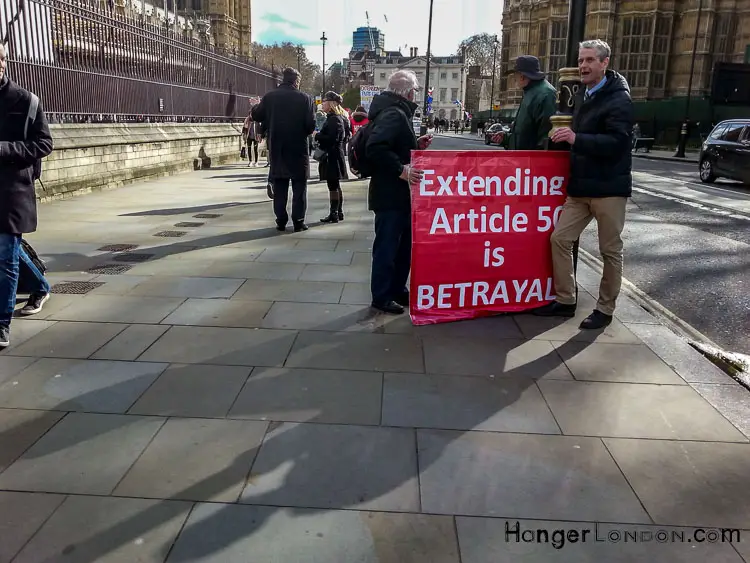 Betrayal Slogan re Brexit Parliament