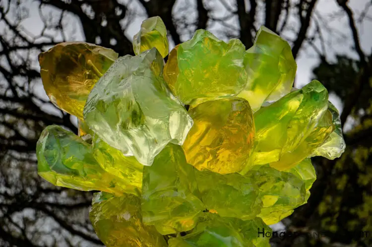 Chihuly Lime Crystal Tower Kew Glass sculpture