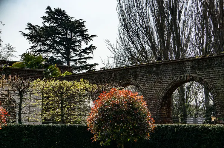The Untold Story of Holland Park: A History Beyond the Crown 10 Holland park vista 2
