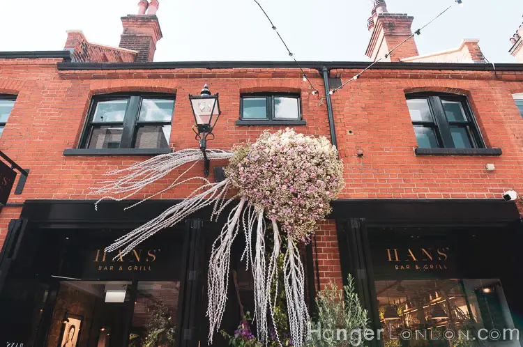 Hans Bar and Grill jelly fish in flowers