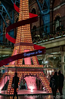 The Eiffel tower comes to st pancras