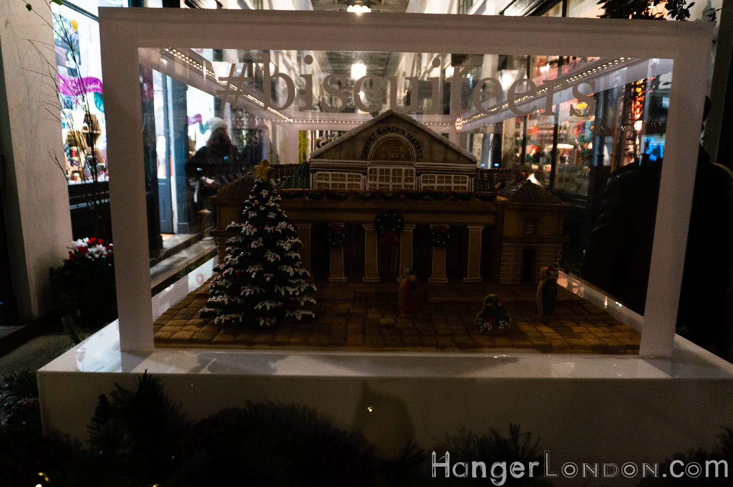 A Festive Farewell: London's Last Christmas Before Covid-19 40 Covent Garden Gingerbread house